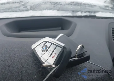 2022 BMW 540 I xDrive из США, поврежденный, VIN WBA73BJ02NWX52106